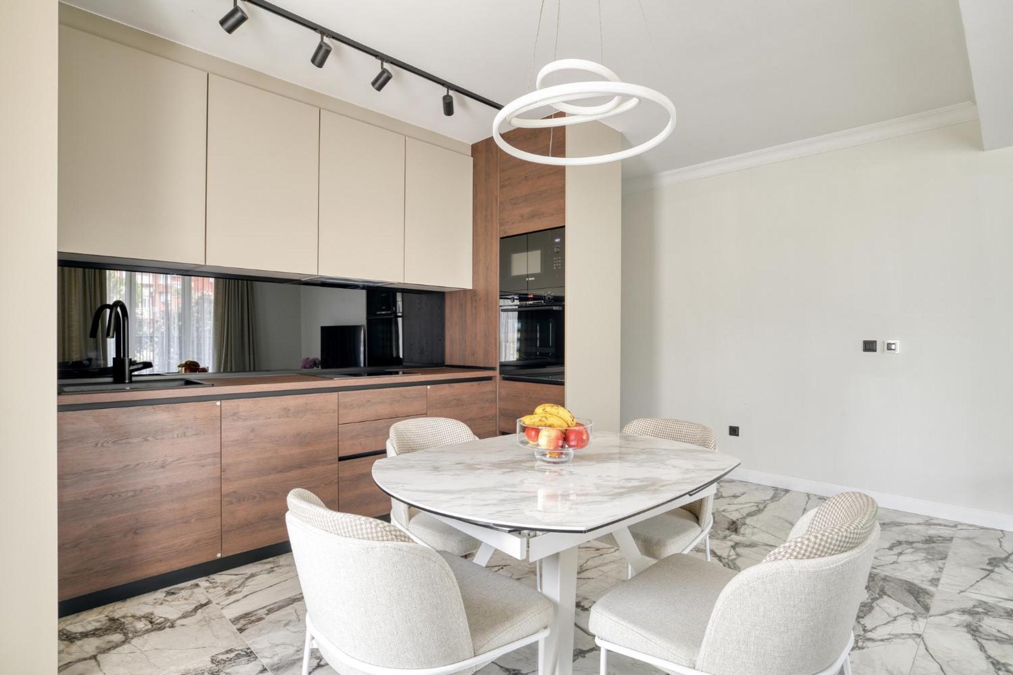 Ap Royal Oak - 2 Bedroom Apartment In Budva Bagian luar foto